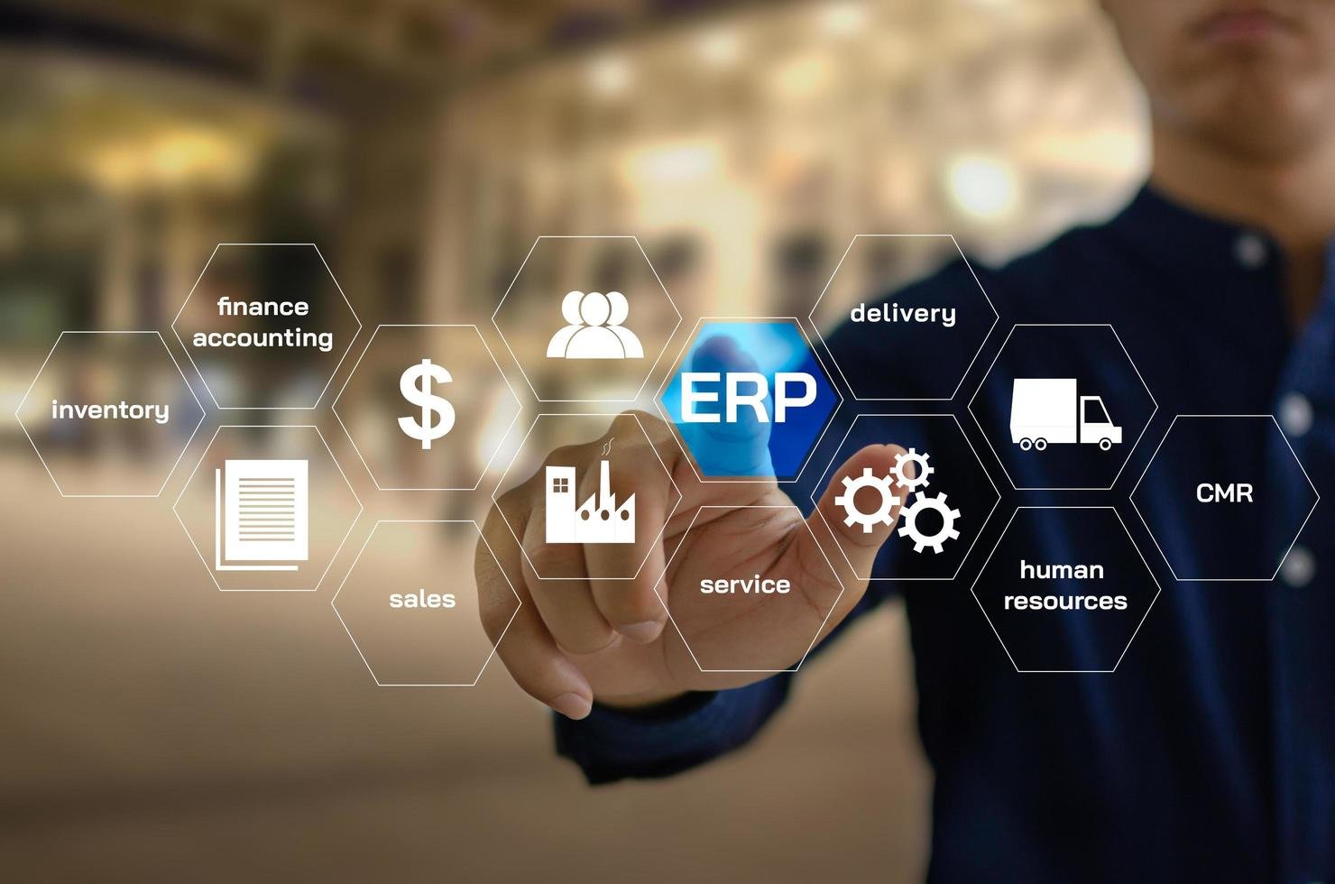 erp-enterprise-resource-planning-planning-to-manage-the-organization-to-be-able-to-use-resources-efficiently-and-for-maximum-benefit-management-concept-icons-on-virtual-screen-free-photo